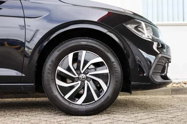 Volkswagen Polo (2022) thumbnail 11