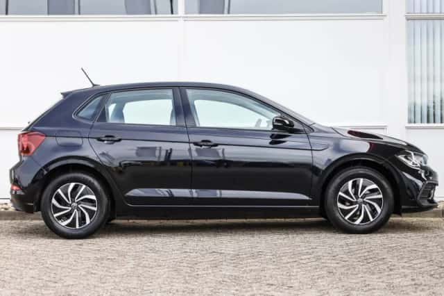 Volkswagen Polo (2022) thumbnail 3