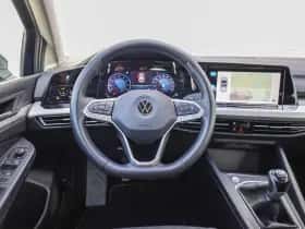 Volkswagen Golf (2022) thumbnail 21