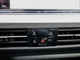 Volkswagen Golf (2022) thumbnail 29