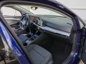 Volkswagen Golf (2022) thumbnail 32