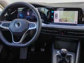Volkswagen Golf (2022) thumbnail 36