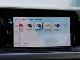 Volkswagen Golf (2022) thumbnail 37