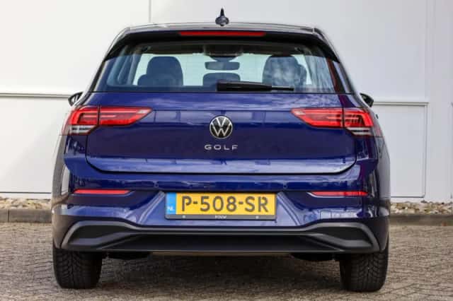 Volkswagen Golf (2022) thumbnail 10