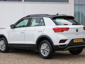 Volkswagen T-Roc (2021) thumbnail 11