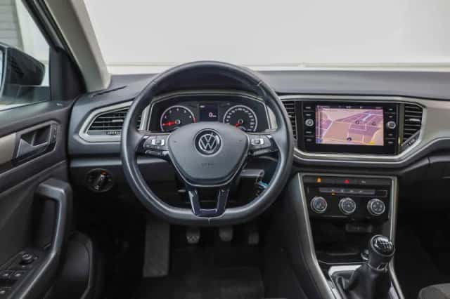 Volkswagen T-Roc (2021) thumbnail 22