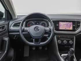 Volkswagen T-Roc (2021) thumbnail 22