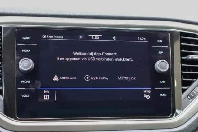 Volkswagen T-Roc (2021) thumbnail 27