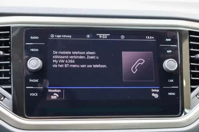 Volkswagen T-Roc (2021) thumbnail 40
