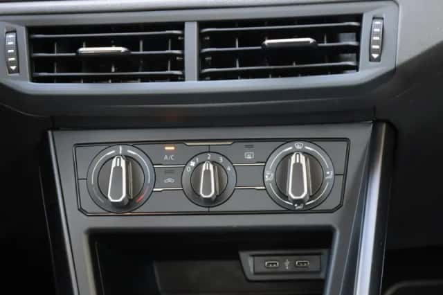 Volkswagen Polo (2022) thumbnail 27