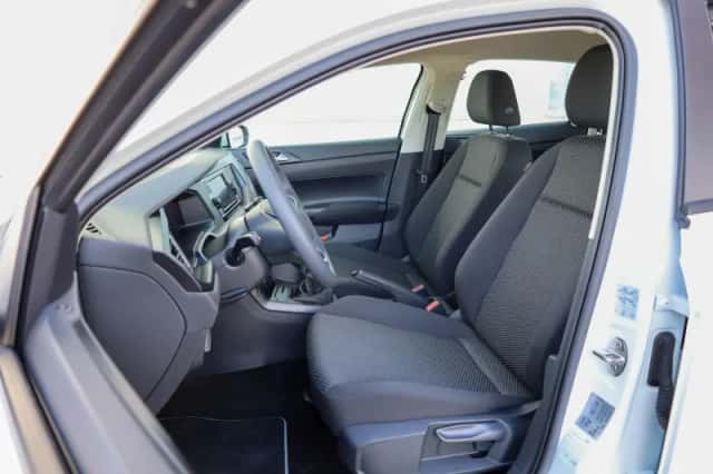 Volkswagen Polo (2022) thumbnail 4