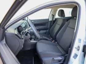 Volkswagen Polo (2022) thumbnail 4