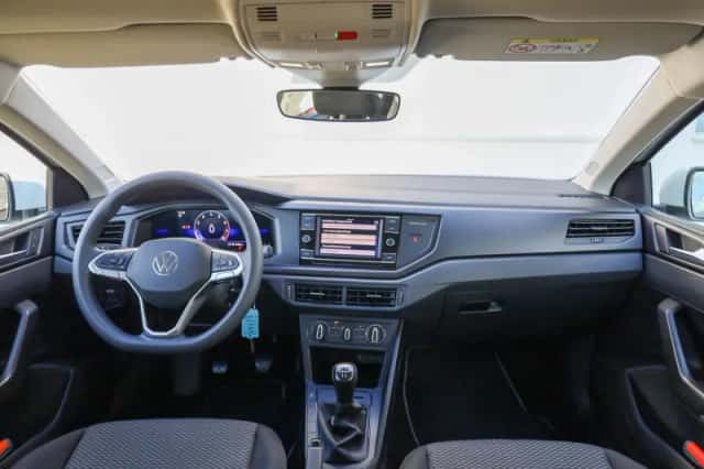 Volkswagen Polo (2022) thumbnail 5