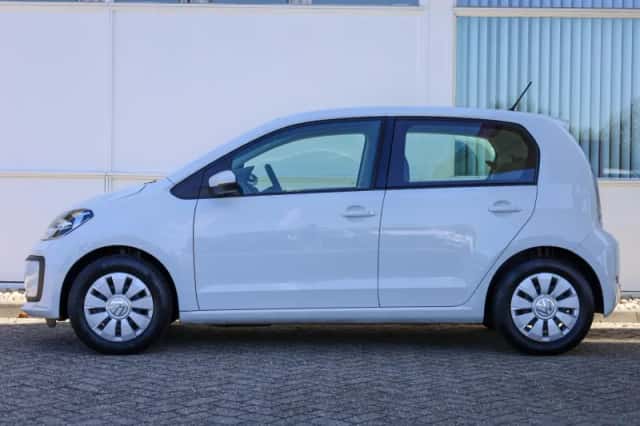Volkswagen Up! (2021) thumbnail 12