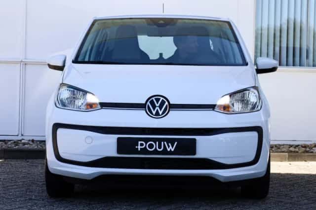 Volkswagen Up! (2021) thumbnail 8