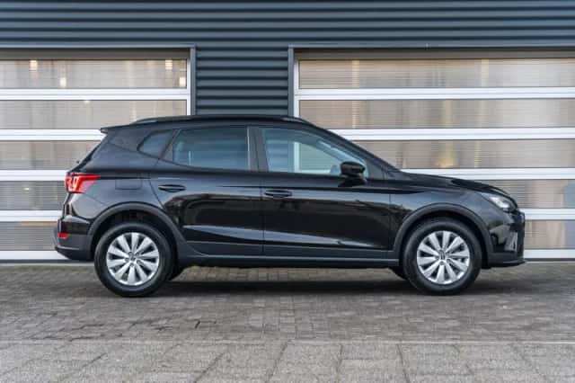 SEAT Arona (2026) thumbnail 3