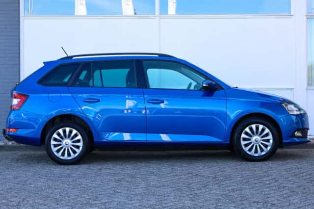 Škoda Fabia (2021) thumbnail 3