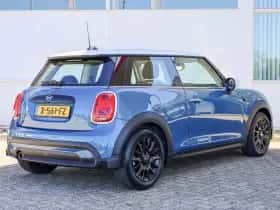 MINI Mini (2023) thumbnail 2