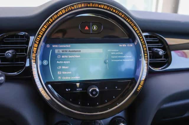 MINI Mini (2023) thumbnail 24
