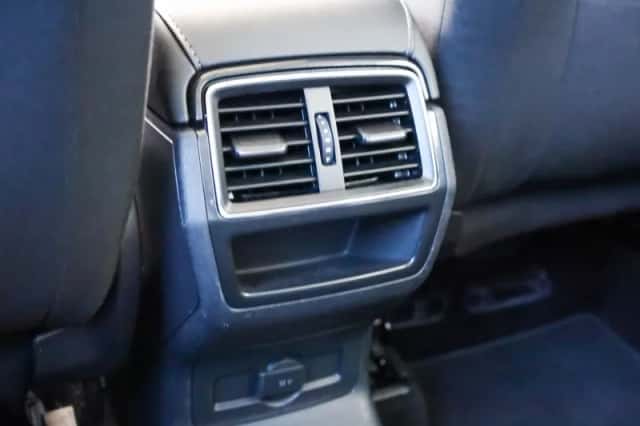 Škoda Karoq (2021) thumbnail 28