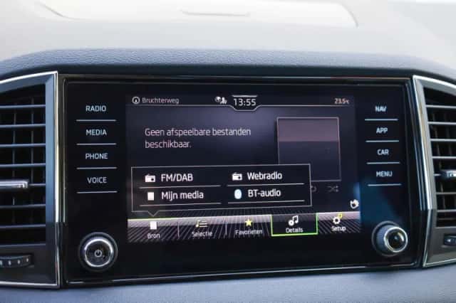 Škoda Karoq (2021) thumbnail 38