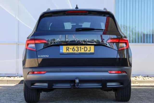 Škoda Karoq (2021) thumbnail 10