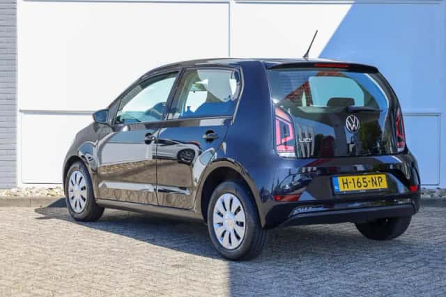 Volkswagen Up! (2020) thumbnail 11