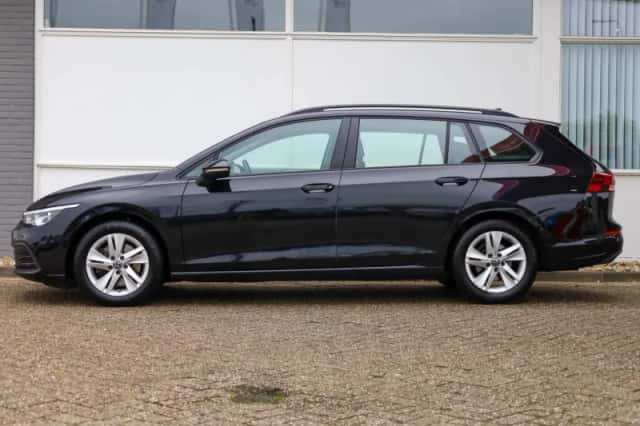 Volkswagen Golf (2022) thumbnail 12