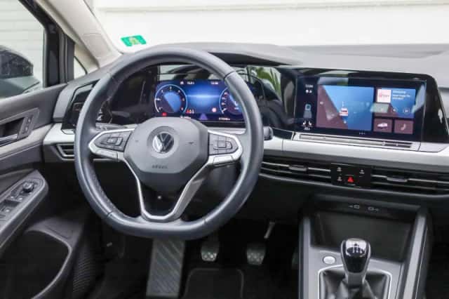 Volkswagen Golf (2022) thumbnail 20