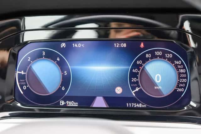 Volkswagen Golf (2022) thumbnail 22