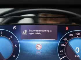 Volkswagen Golf (2022) thumbnail 32