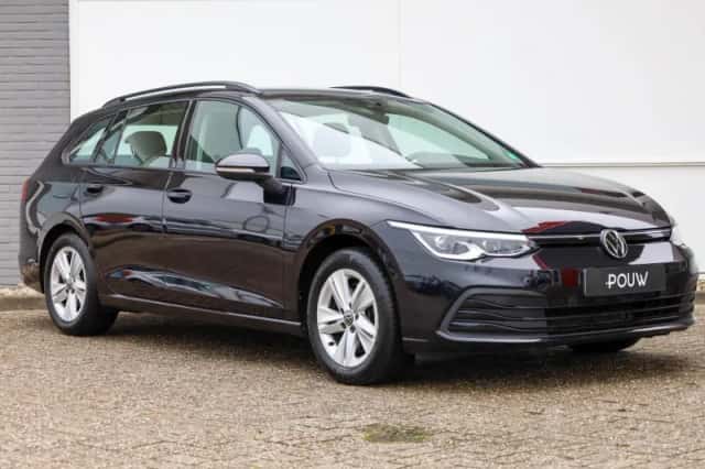 Volkswagen Golf (2022) thumbnail 9
