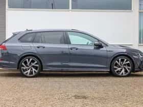 Volkswagen Golf (2023) thumbnail 3