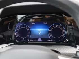Volkswagen Golf (2023) thumbnail 24