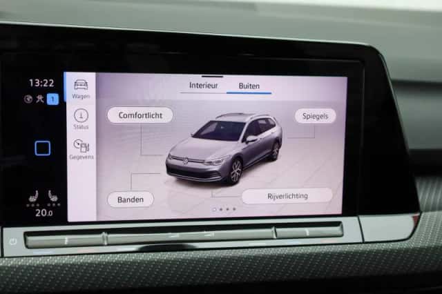 Volkswagen Golf (2023) thumbnail 43