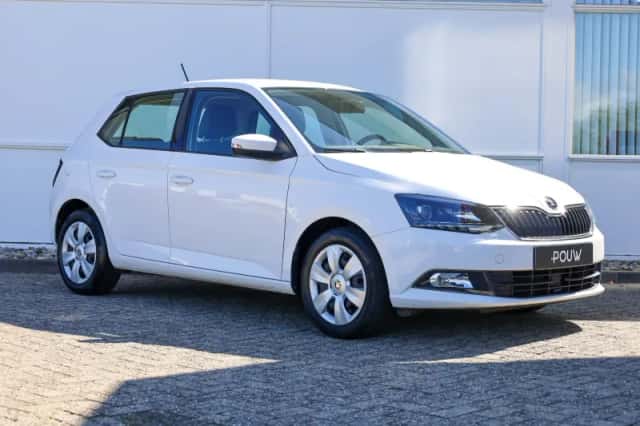 Škoda Fabia (2017) thumbnail 9