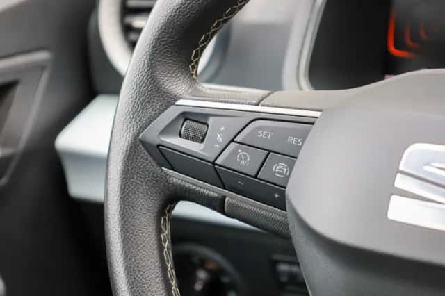 SEAT Ibiza (2023) thumbnail 23