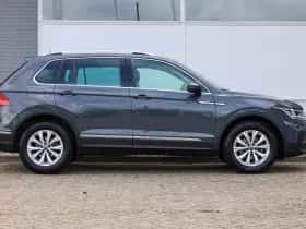 Volkswagen Tiguan (2022) thumbnail 3