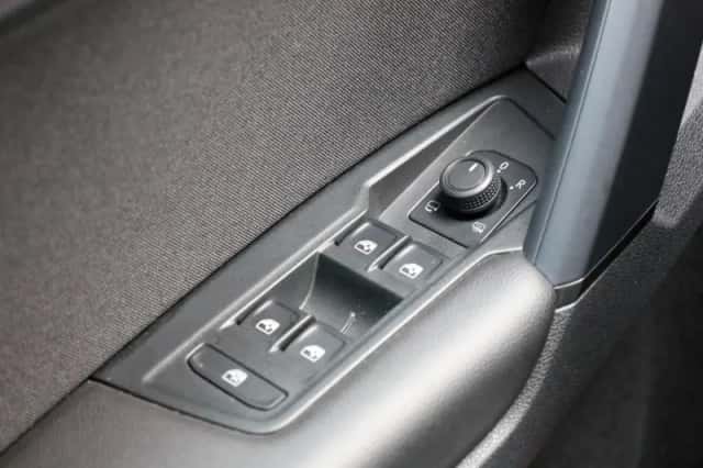Volkswagen Tiguan (2022) thumbnail 32