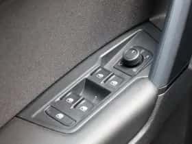 Volkswagen Tiguan (2022) thumbnail 32