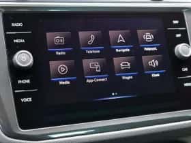 Volkswagen Tiguan (2022) thumbnail 43