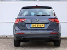 Volkswagen Tiguan (2022) thumbnail 10