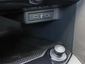 Volkswagen T-Roc (2021) thumbnail 30