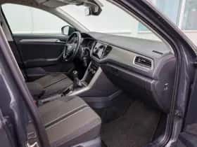 Volkswagen T-Roc (2021) thumbnail 32