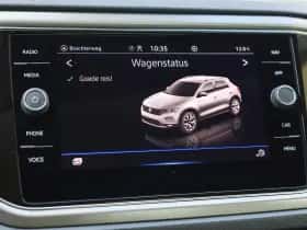 Volkswagen T-Roc (2021) thumbnail 43