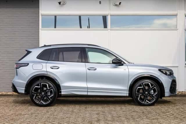 Volkswagen Tiguan (2025) thumbnail 3