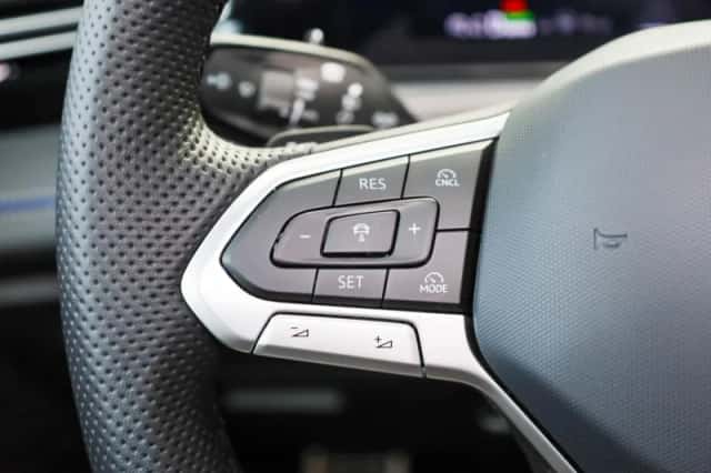 Volkswagen Tiguan (2025) thumbnail 23
