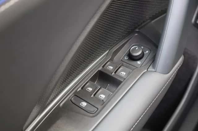 Volkswagen Tiguan (2025) thumbnail 32