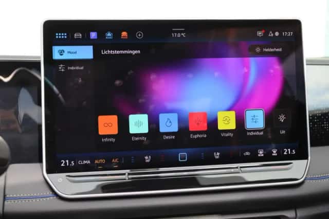 Volkswagen Tiguan (2025) thumbnail 37