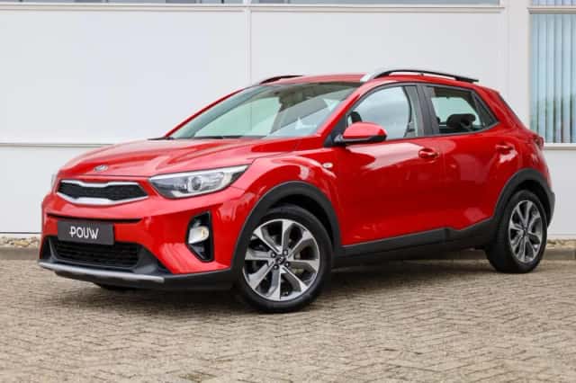 Kia Stonic (2019) thumbnail 38